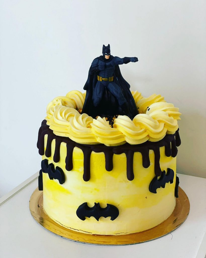 Batman Cakes Images 2