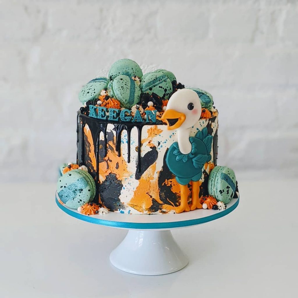 creative ostrich cake 1