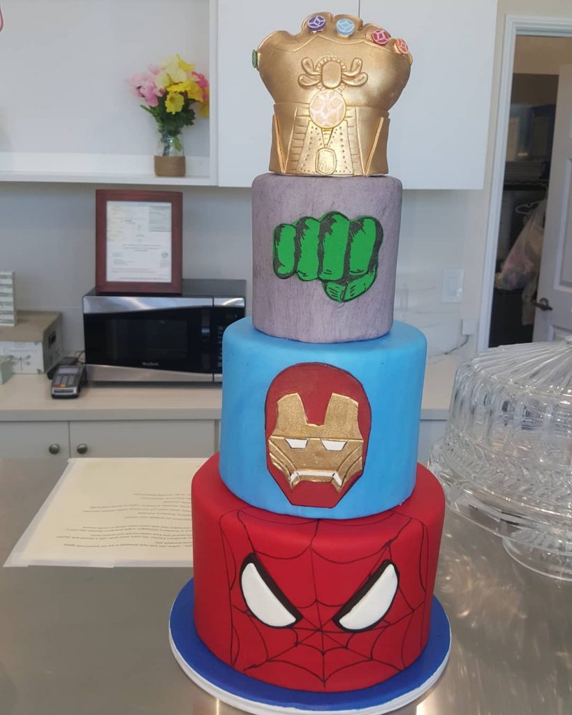 Avengers Gauntlet Cake Designs2
