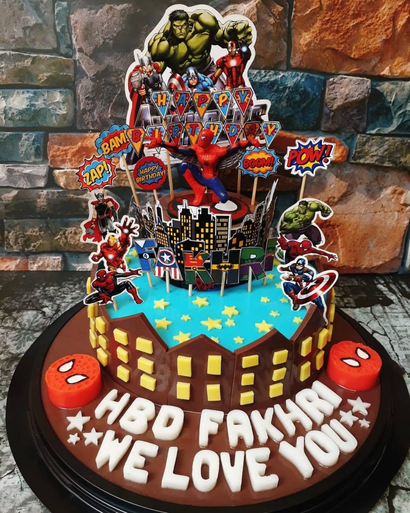 Fantastic Four Cake Pops