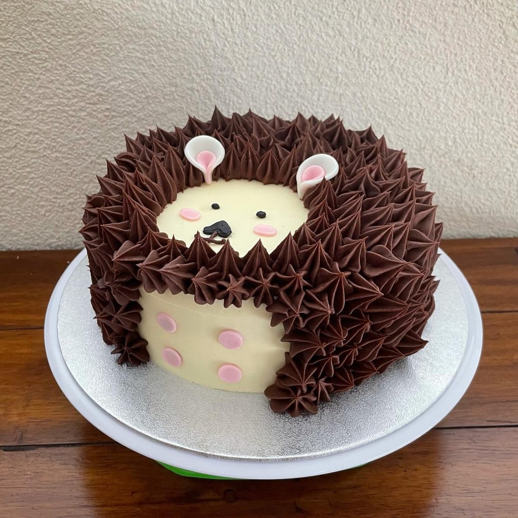  New 16 Hedgehog Cake Designs Ideas Decorations In 2024