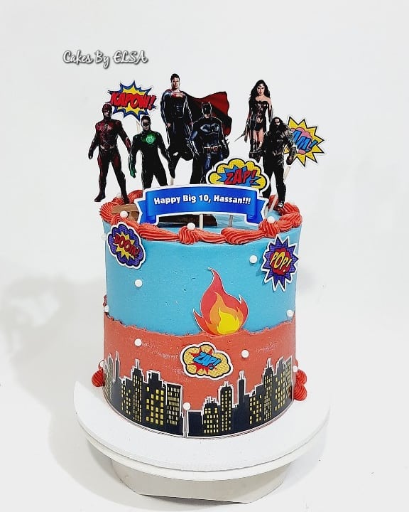 Justice League Themed Birthday Cake 2