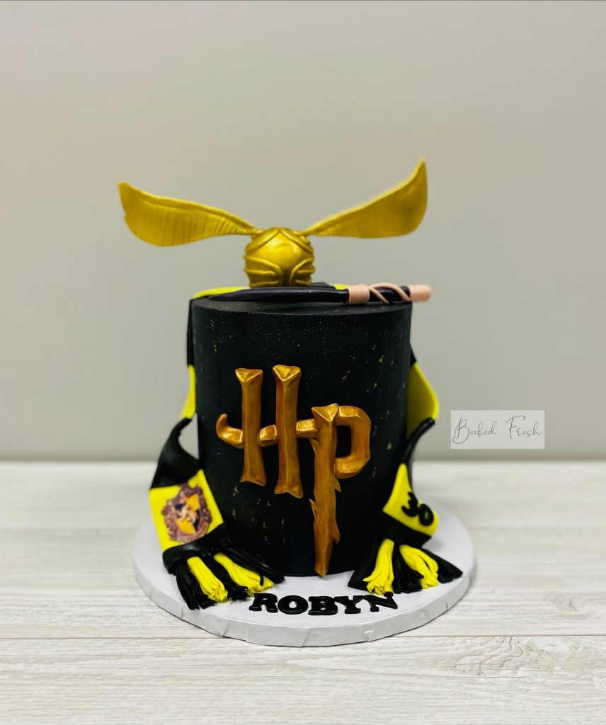 Hufflepuff Mini Cake Designs