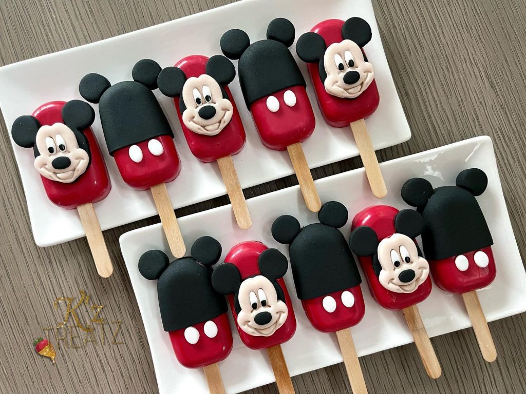 Mickey Mouse Cake Pops