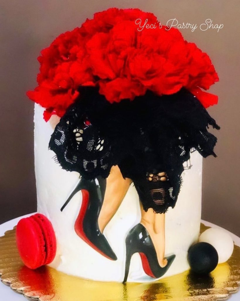 Pretty Woman Cake Images