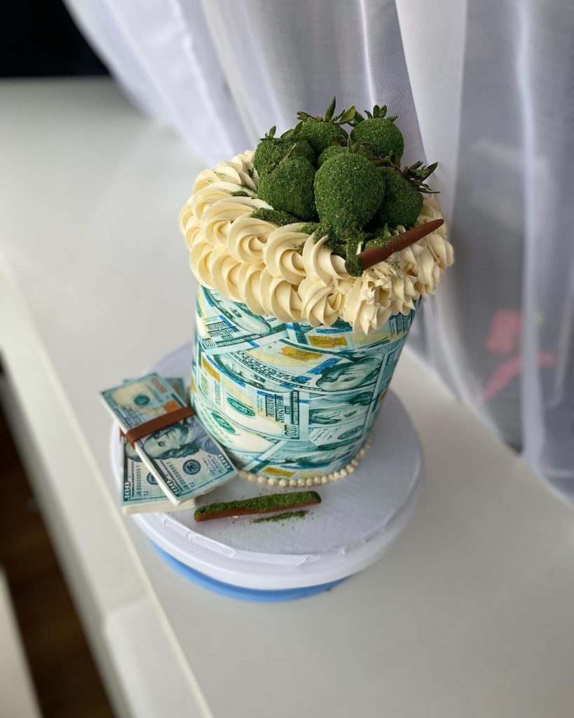 Weed Cake Designs With Money2