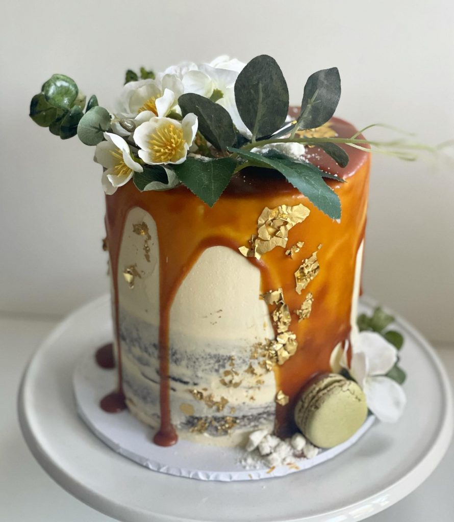 Caramel Frosted Cake Designs