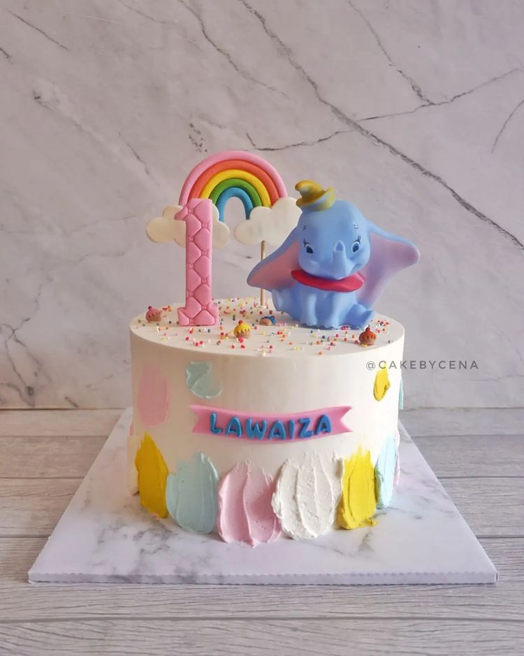 1st birthday dumbo cakes