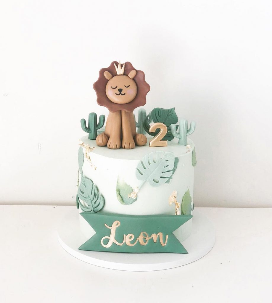 Cute Lion cakes