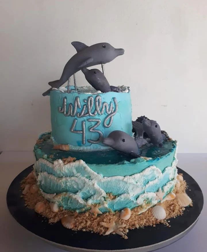 Dolphin Birthday Cakes 2