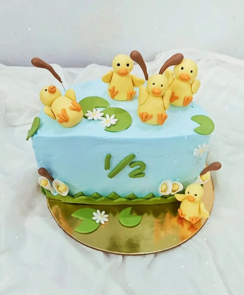 Duckling Cake Topper 2