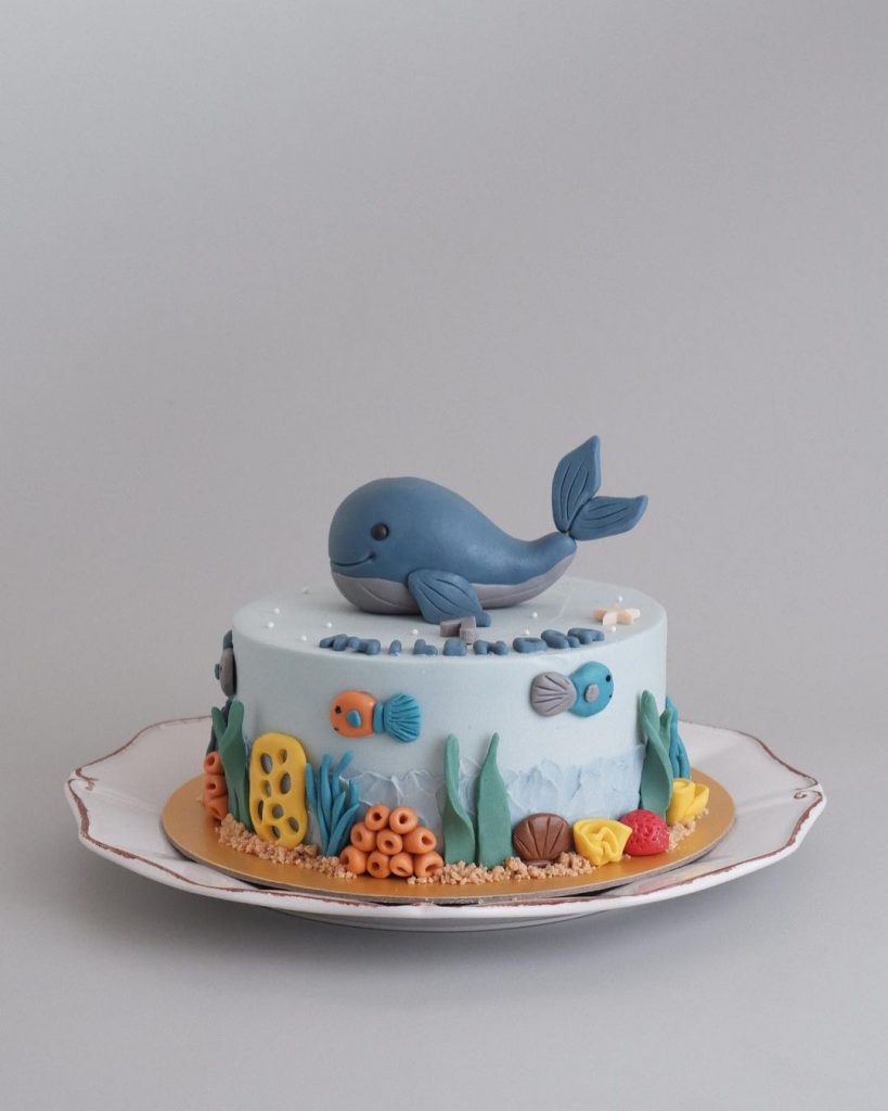 Whale Cake Topper 2