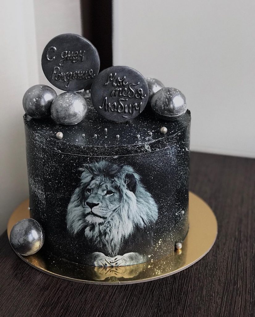 lion birthday cakes