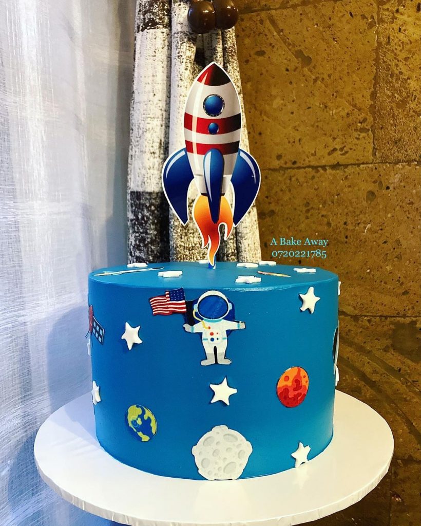 space rocket cakes 2