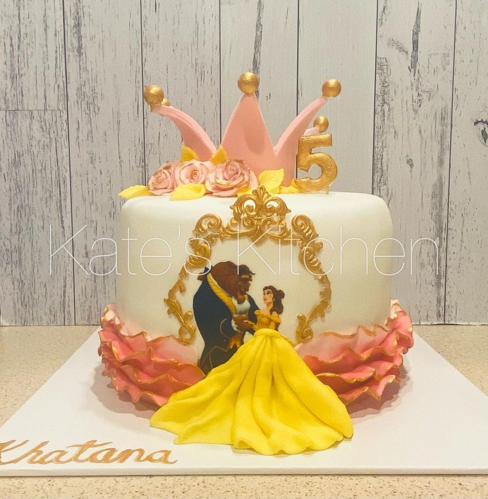 Beauty and The Beast Belle Cake Design