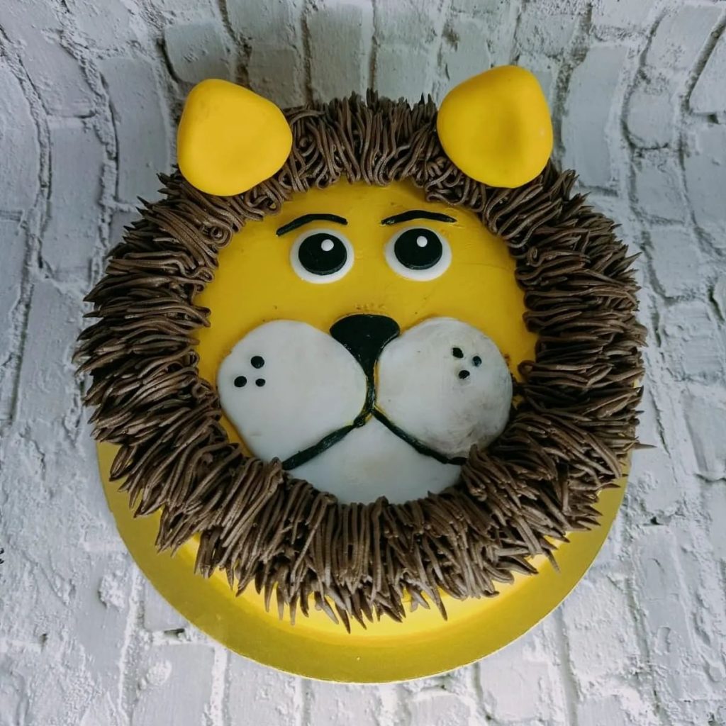 Easy Lion King Cakes 2
