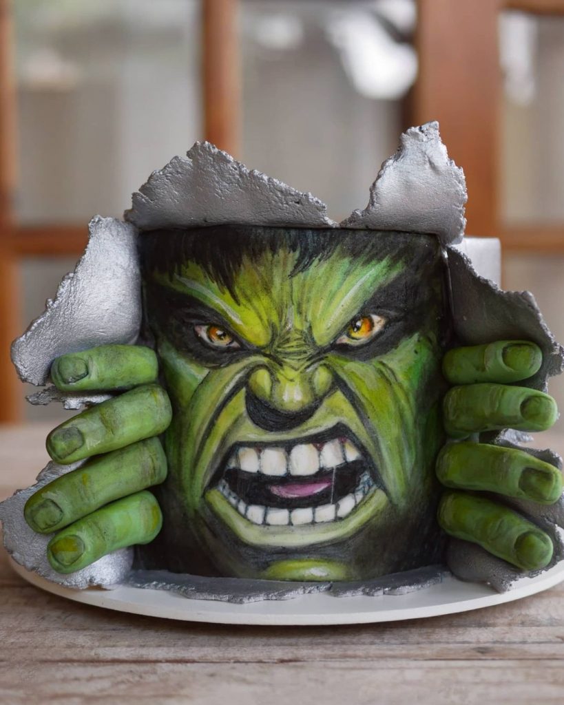 Incredible Hulk Cake Design