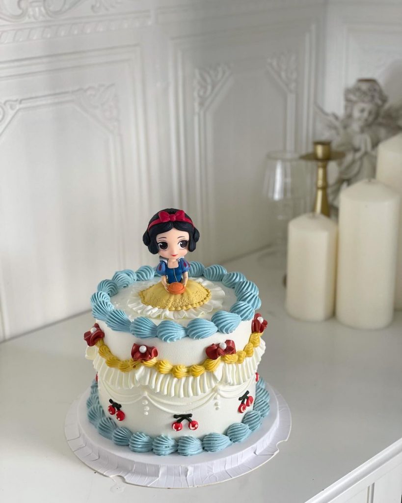 Snow White Cake Design 1 Layer