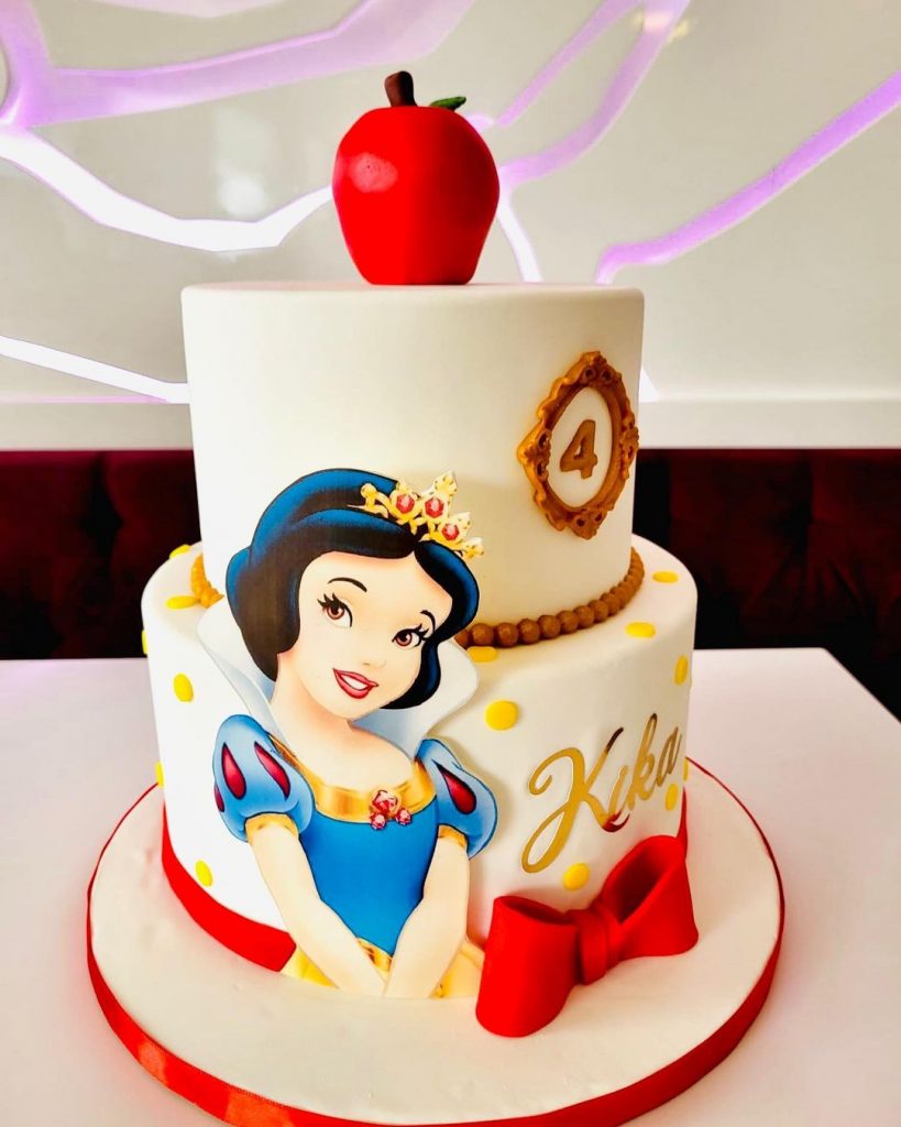 Snow White Cake Design 2 Layer 2