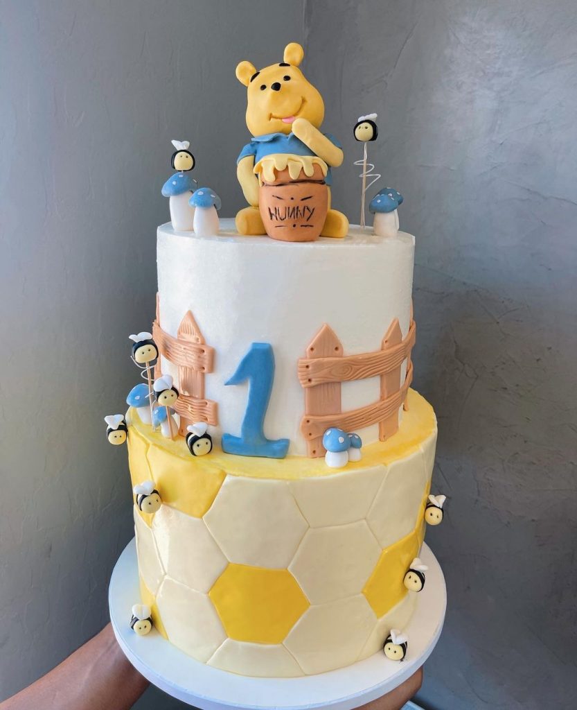 Winnie The Pooh Birthday Cake Designs