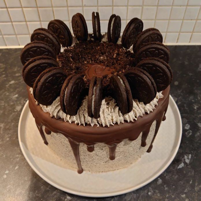 15 Drip Cake Designs Ideas in 2024