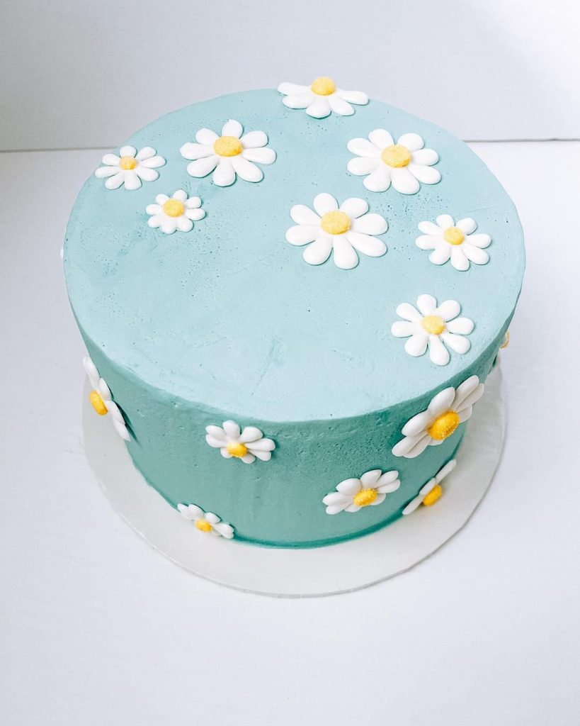 Daisy Cake Ideas 2