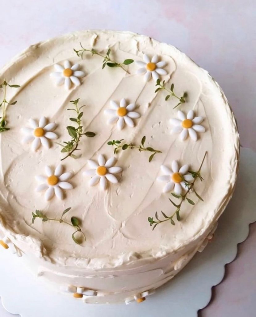 Daisy Flower Cake Design 2
