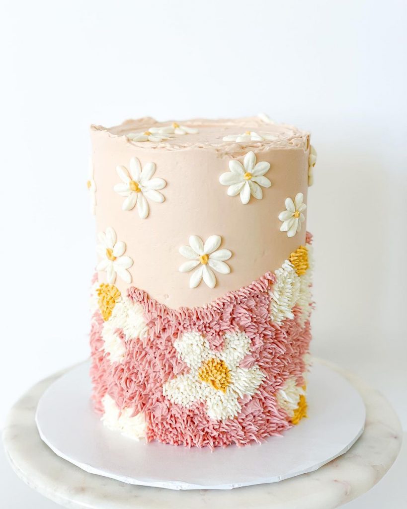 Daisy Flower Cake Design