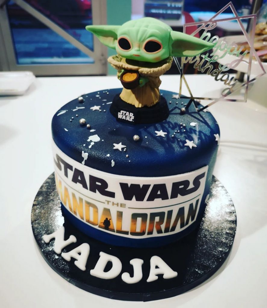 Star Wars Grogu Cakes
