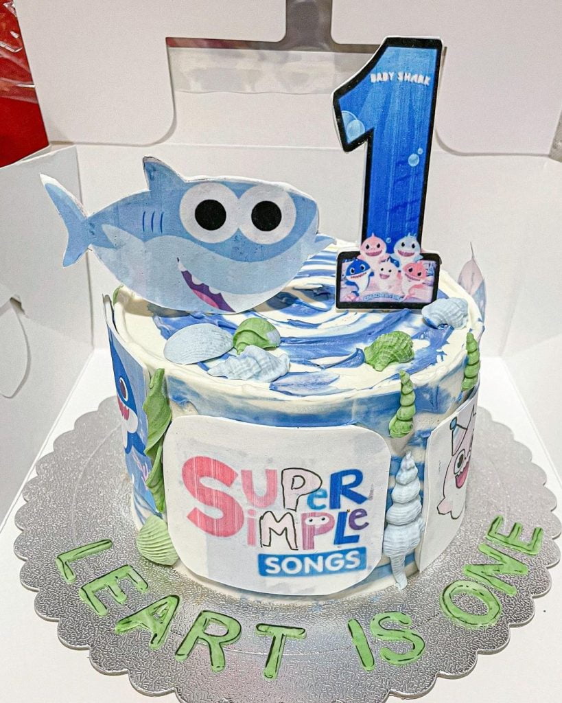 Baby Shark Cake Images 2