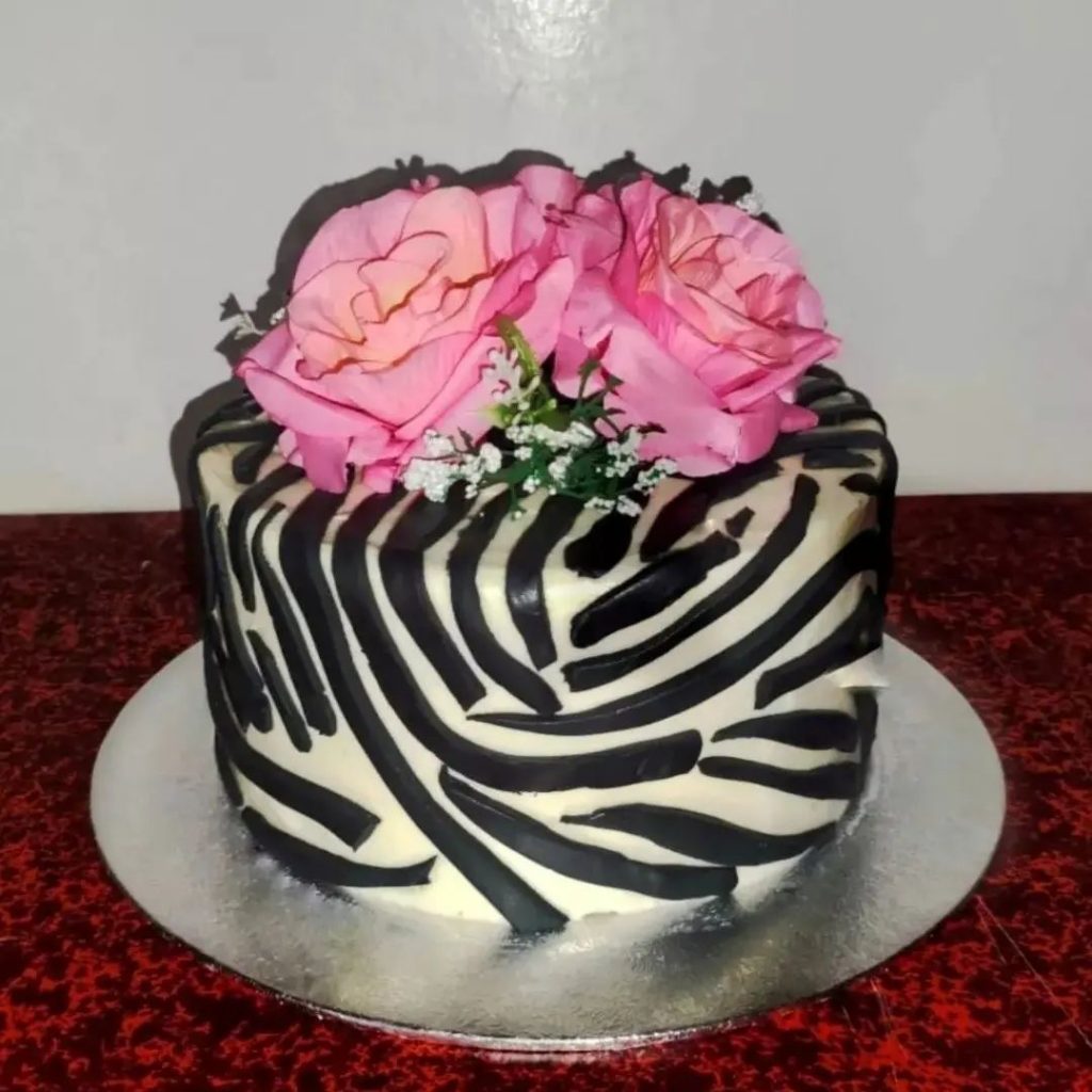 How to Make Zebra Design on Cake