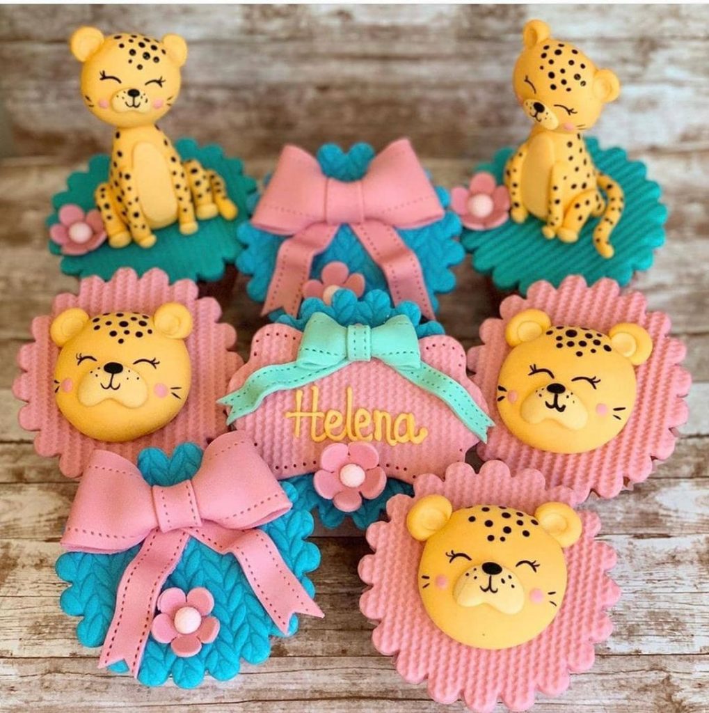 Cheetah Cupcakes